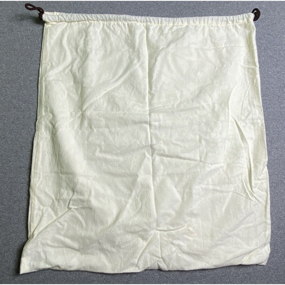 Fossil branded drawstring dust bag for protecting bags or accessories 20”x23” - Picture 2 of 2